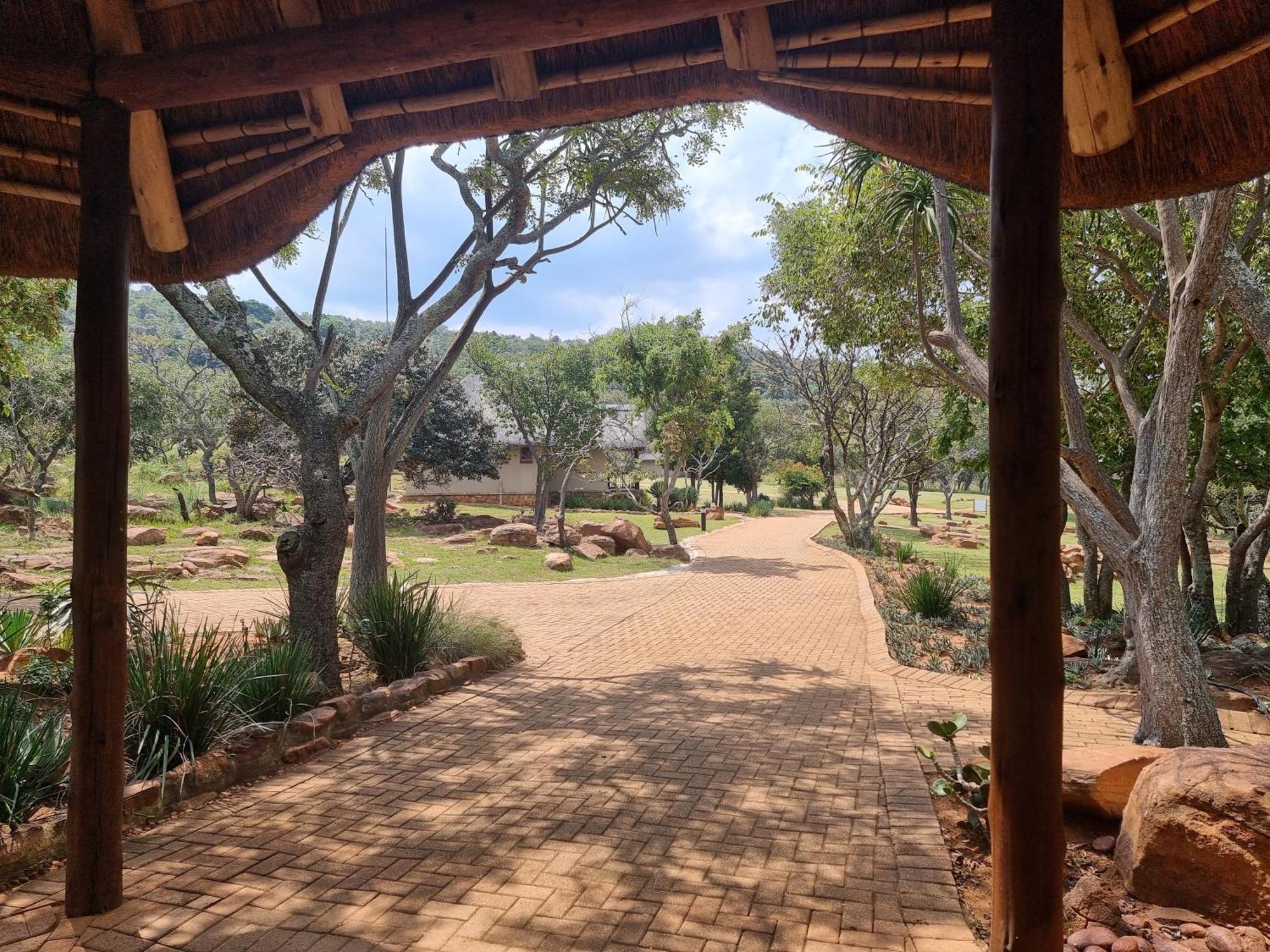 Matingwe Lodge Hartbeestfontein Exterior photo